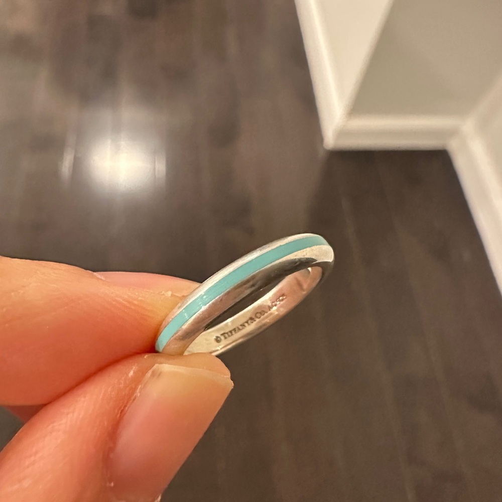 Tiffany & Co Size 4 Blue Enamel Stripe Narrow Band Ring AG 925 Silver w Pouch